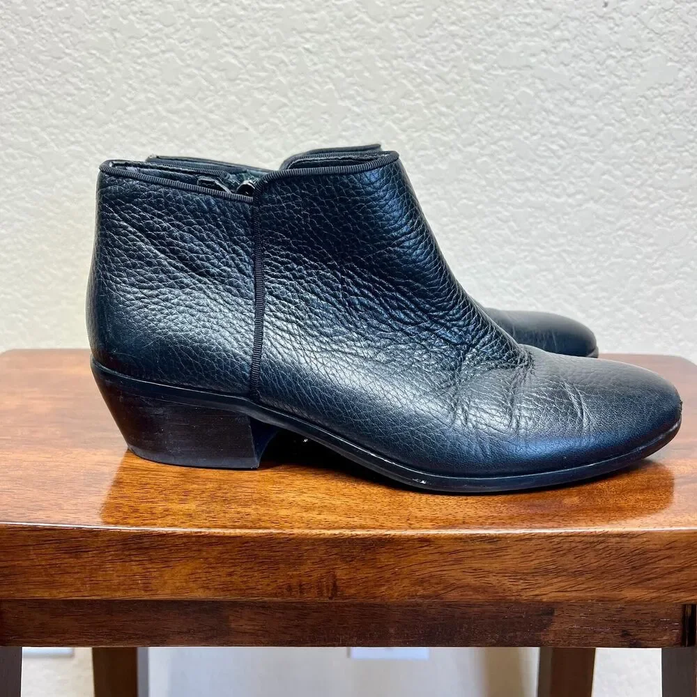 Sam Edelman Petty Ankle Booties black stacked heel round toe side zip size 7.5M